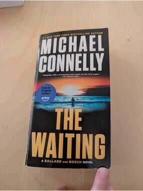 🏖The Waiting by Michael Connelly